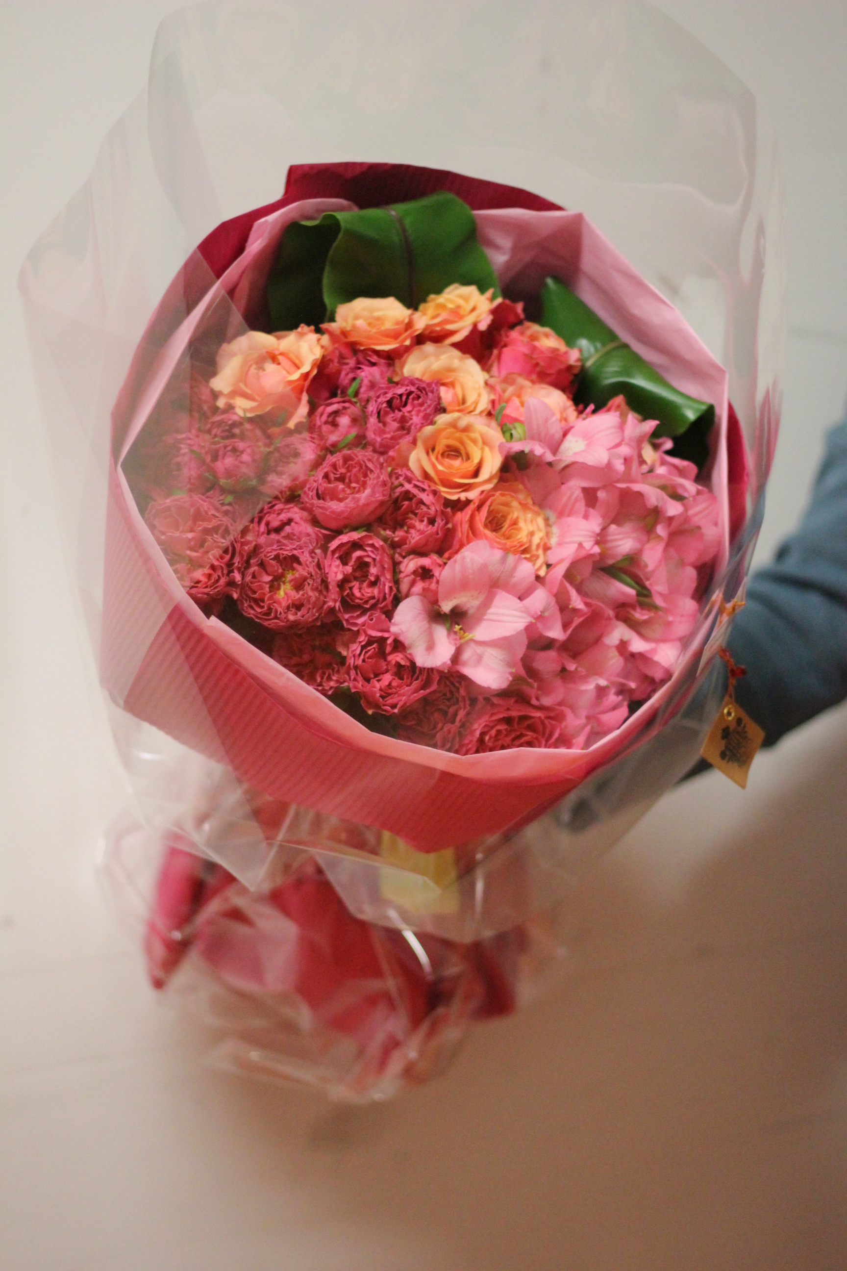 季節の花束】ラウンドブーケ10000 | BLOOM&STRIPES（ブルームアンド